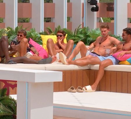 0 love island sr8 ep30 05