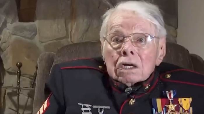 100 year old vet cries 01