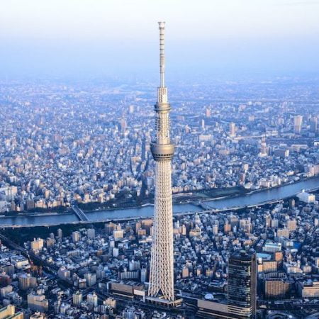 Tokyo cityscape 916x515 1