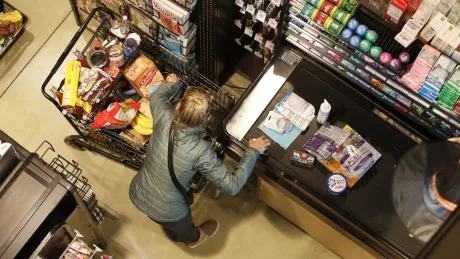 grocery cashier checkout