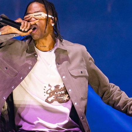 httpshypebeast.comimage202208TW travis scott london 1 million usd merch sale news