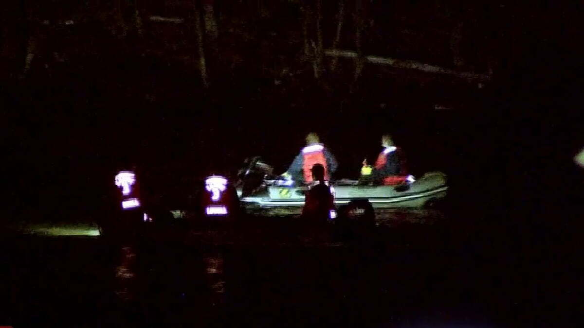 merrimack river lowell police search